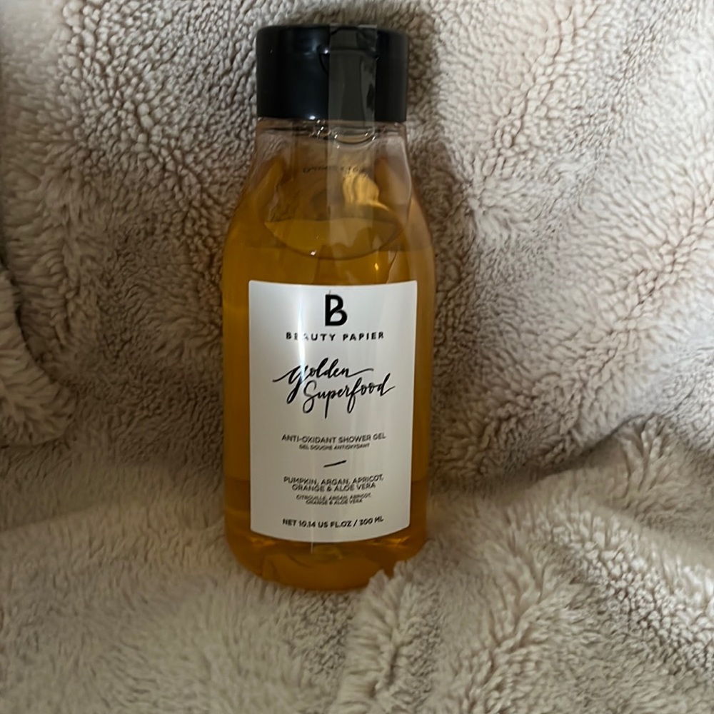 Beauty Papier shower gel.  Pumpkin, Argon Apricot orange and aloe Vera
